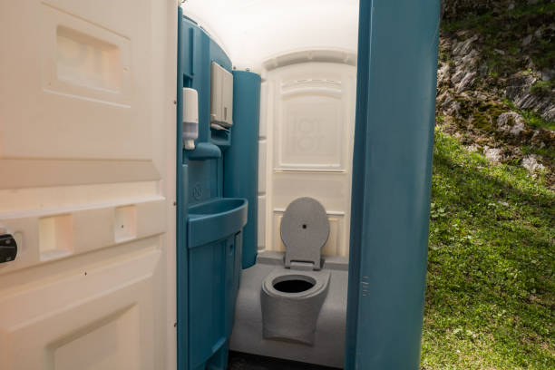 Best Wedding porta potty rental  in Sisseton, SD
